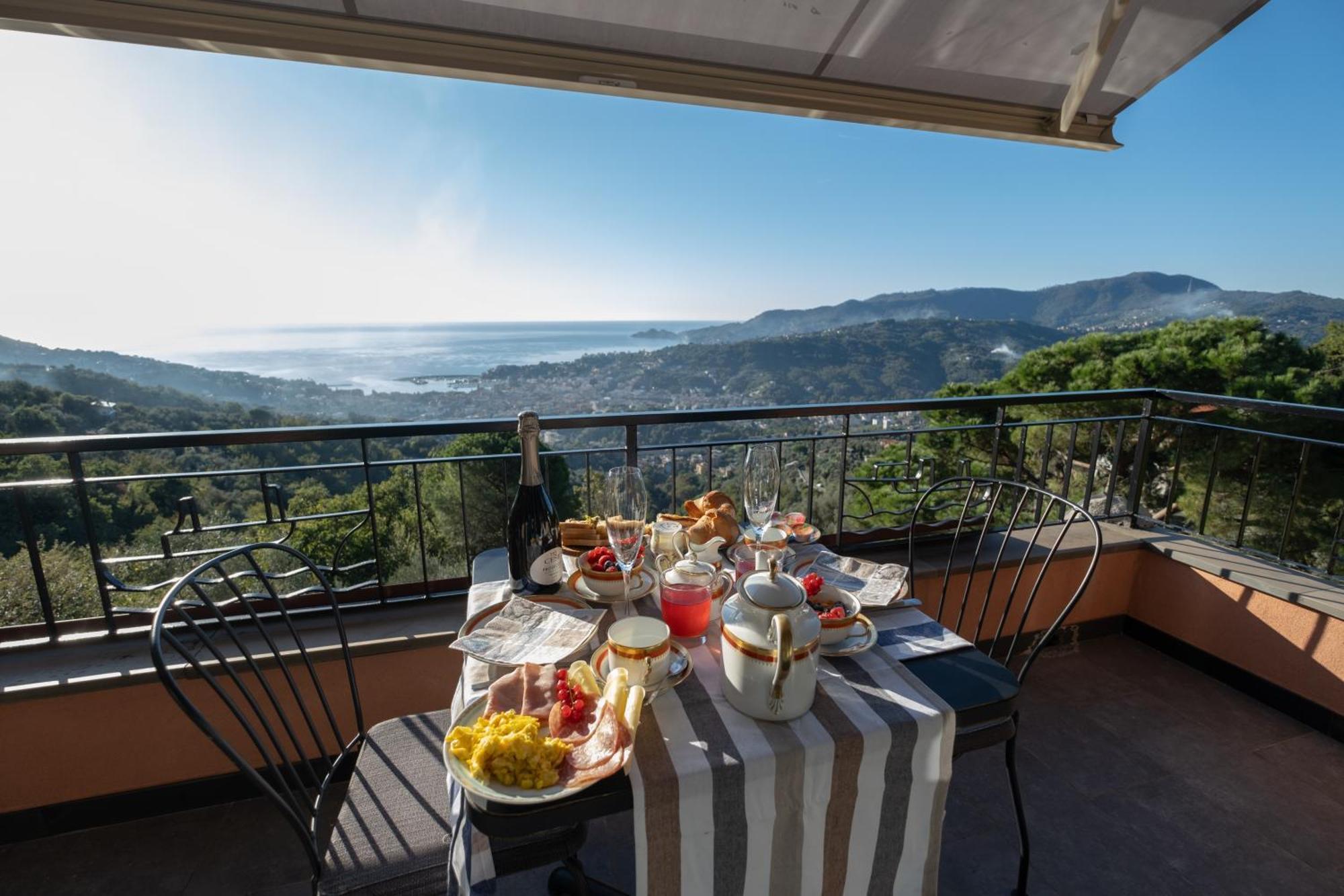 Vista Mare Portofino By Portofinovacanze Gravero Екстериор снимка